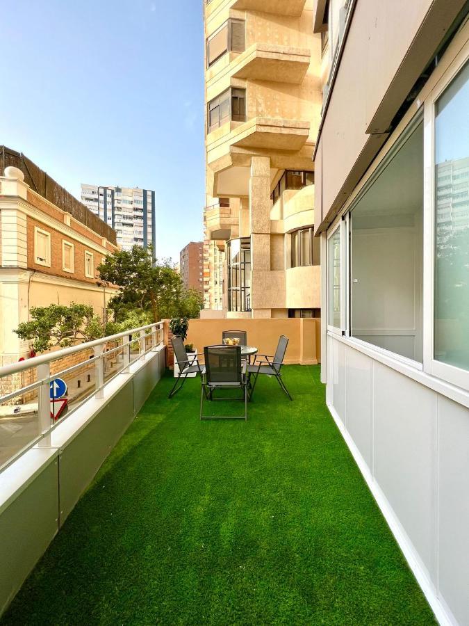 Malagueta Beach II & Private Terrace By Ele Apartments Málaga Dış mekan fotoğraf